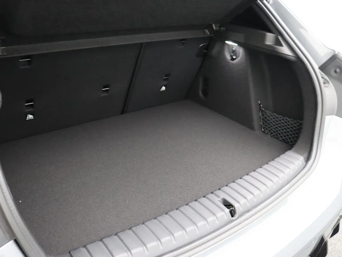 120 M Sportpakket Pro | Premium Pack | Driving Assistant Plus | Harman Kardon | 19''