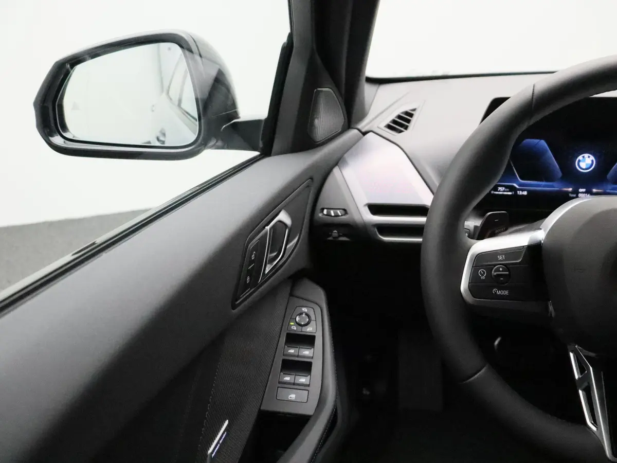 120 M Sportpakket Pro | Premium Pack | Driving Assistant Plus | Harman Kardon | 19''