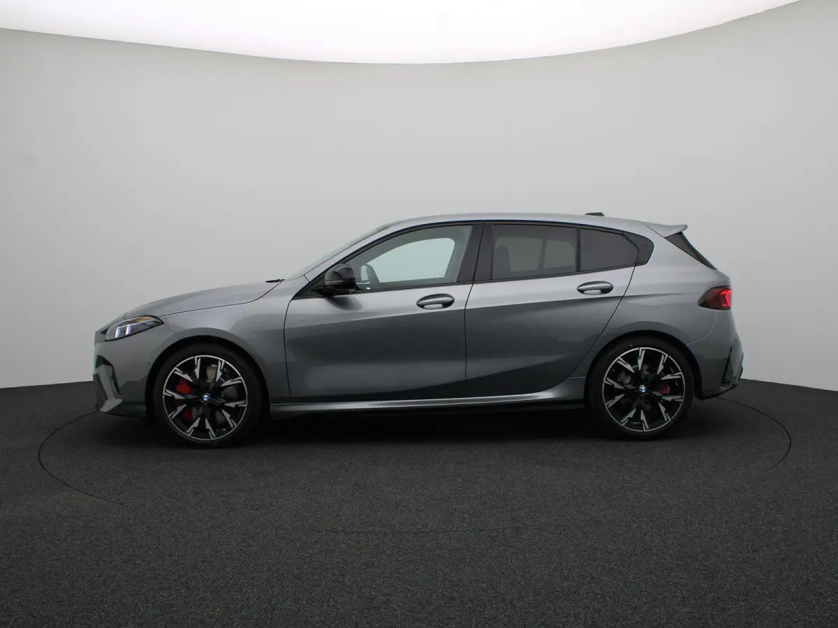 120 M Sportpakket Pro | Premium Pack | Driving Assistant Plus | Harman Kardon | 19''