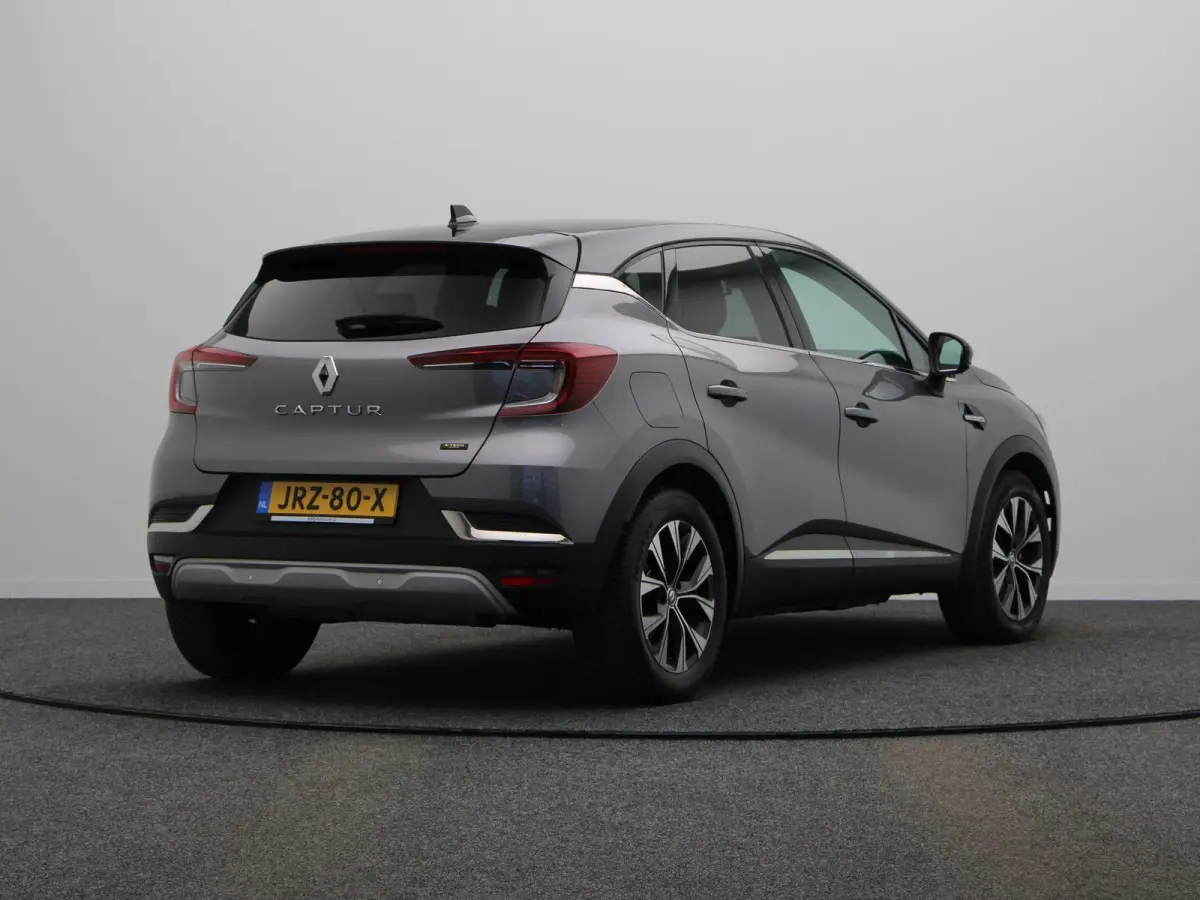 1.6 E-Tech Hybrid 145 Techno | Achteruitrijcamera | Climate Control | Parkeersensoren Voor en Achter | All season banden |