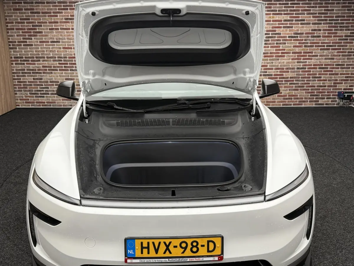 Premium Long Range AWD 75 kWh Facelift | Uniek