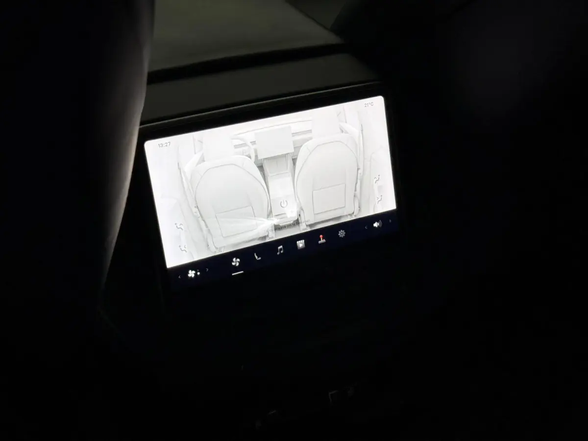 Premium Long Range AWD 75 kWh Facelift | Uniek