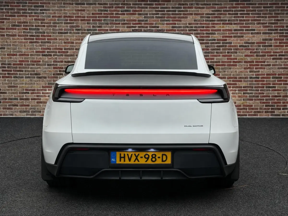 Premium Long Range AWD 75 kWh Facelift | Uniek
