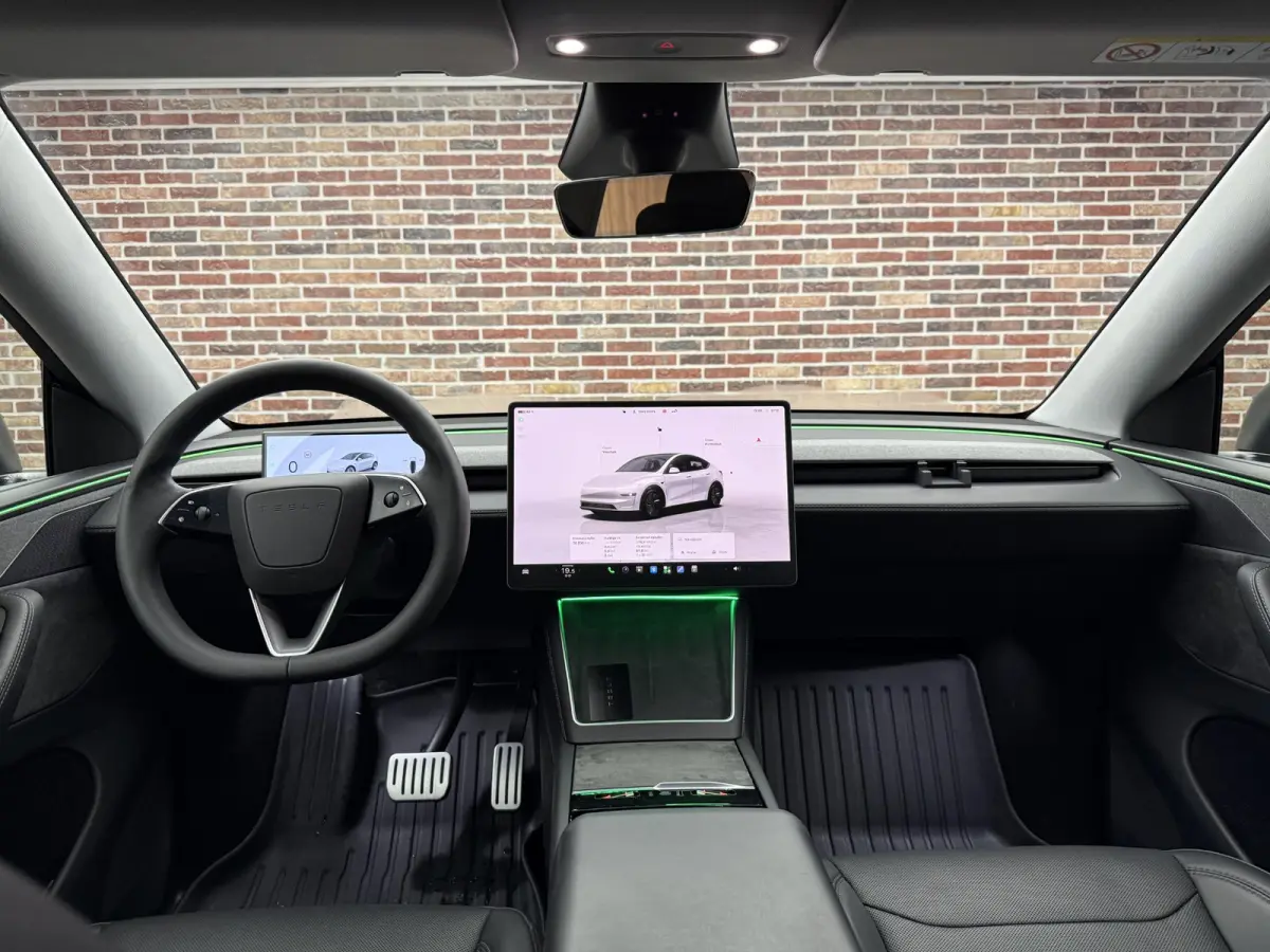 Premium Long Range AWD 75 kWh Facelift | Uniek