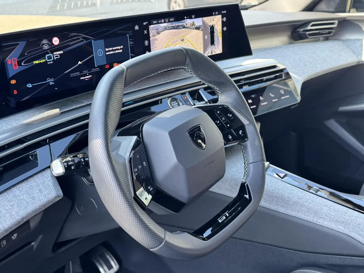 1.6 plug-in Hybrid 195 GT