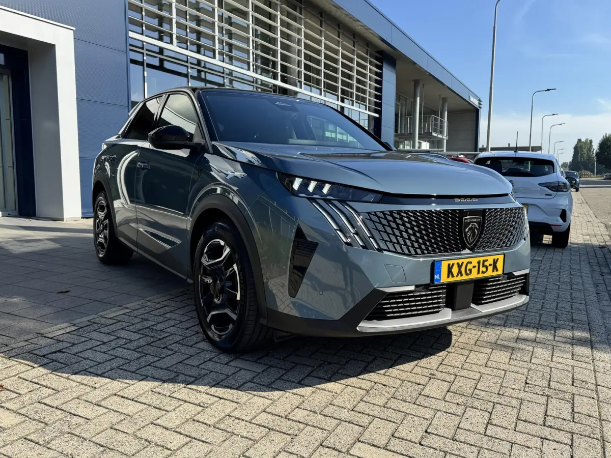 1.6 plug-in Hybrid 195 GT