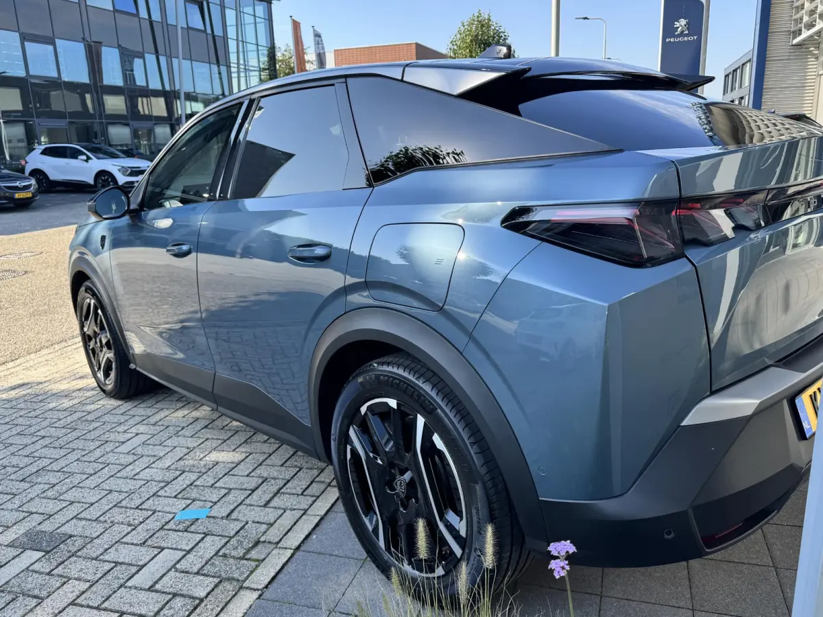 1.6 plug-in Hybrid 195 GT