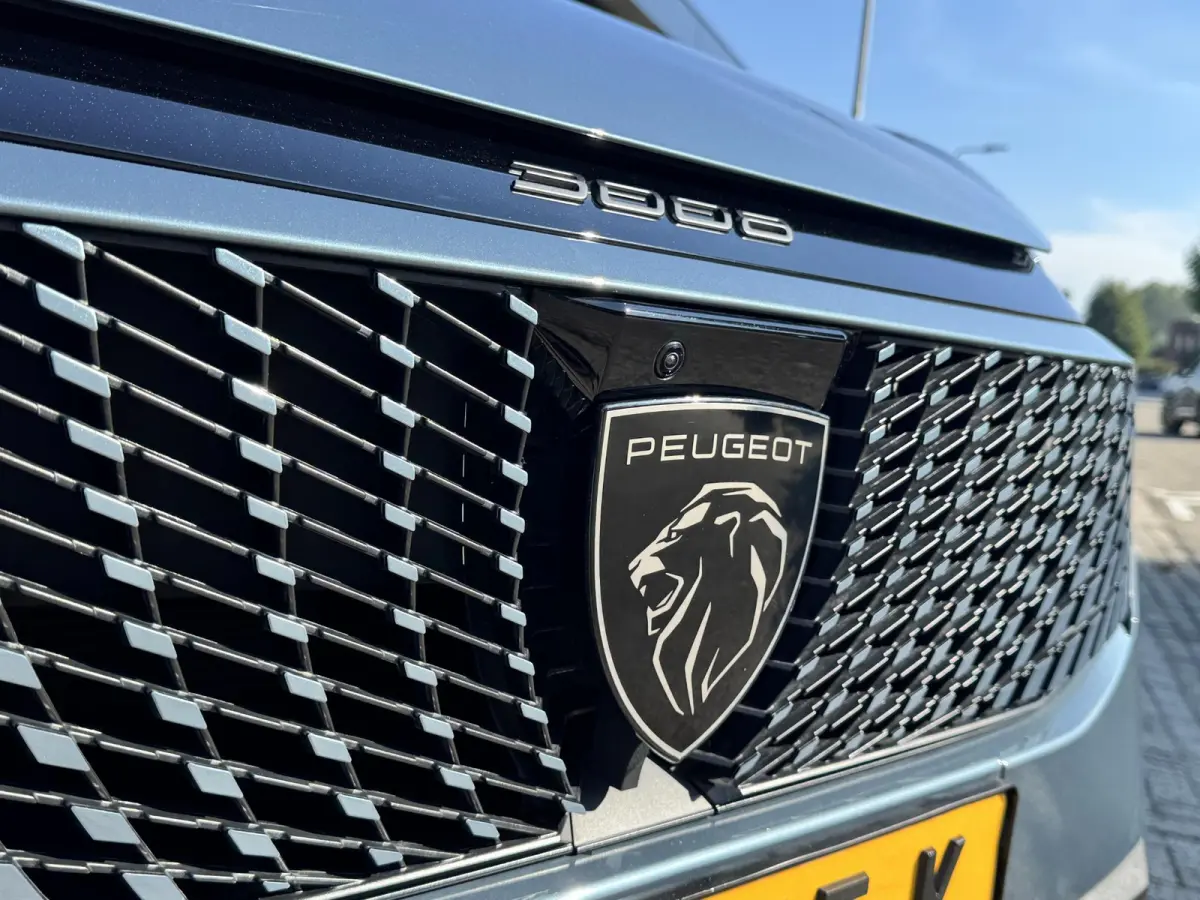 1.6 plug-in Hybrid 195 GT