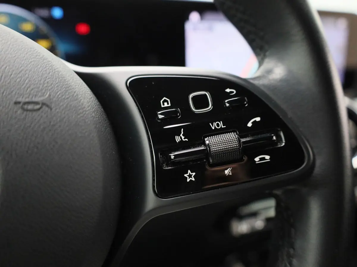 160 Advantage | Airco | Cruise Control | Parkeersensoren |
