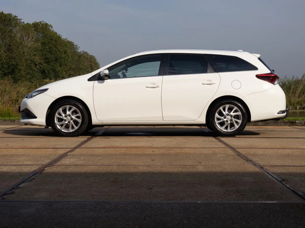 1.2T Active Navi Stoelverwarming Trekhaak
