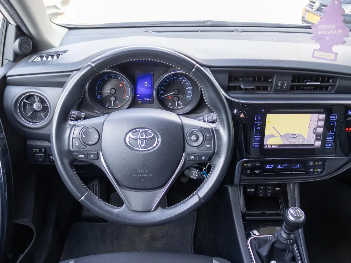 1.2T Active Navi Stoelverwarming Trekhaak