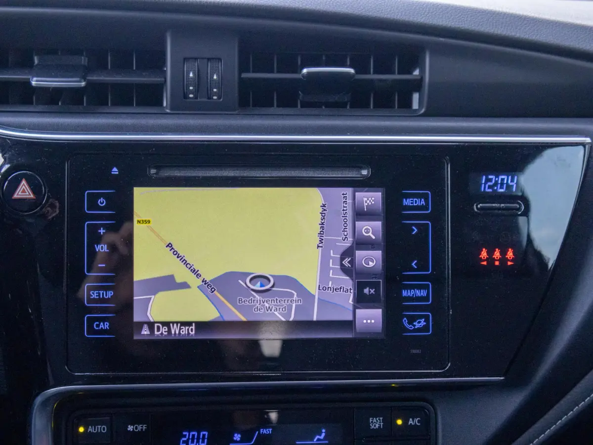 1.2T Active Navi Stoelverwarming Trekhaak