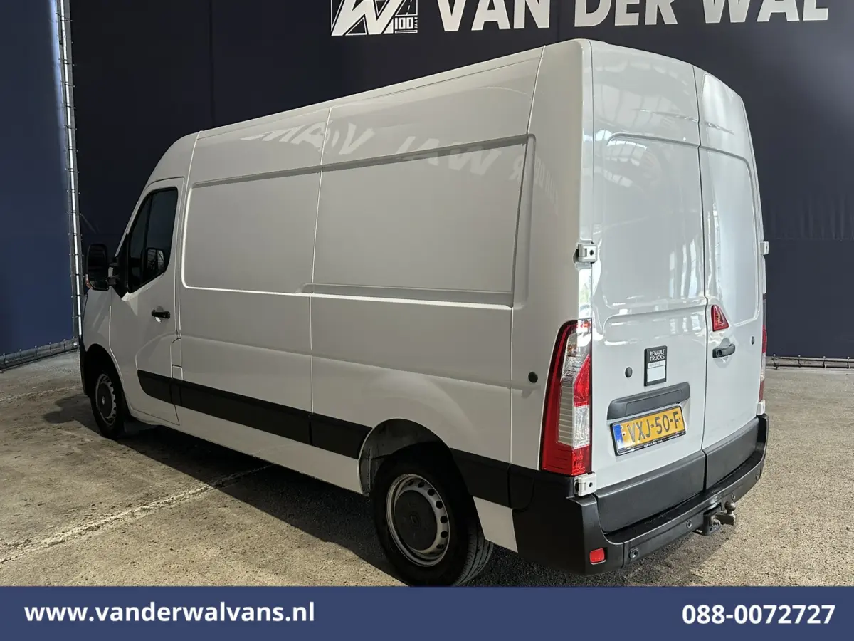 2.3 dCi 136pk L2H2 Euro6 Airco | Navigatie | Camera | Trekhaak | Cruisecontrol Parkeersensoren, Bijrijdersbank