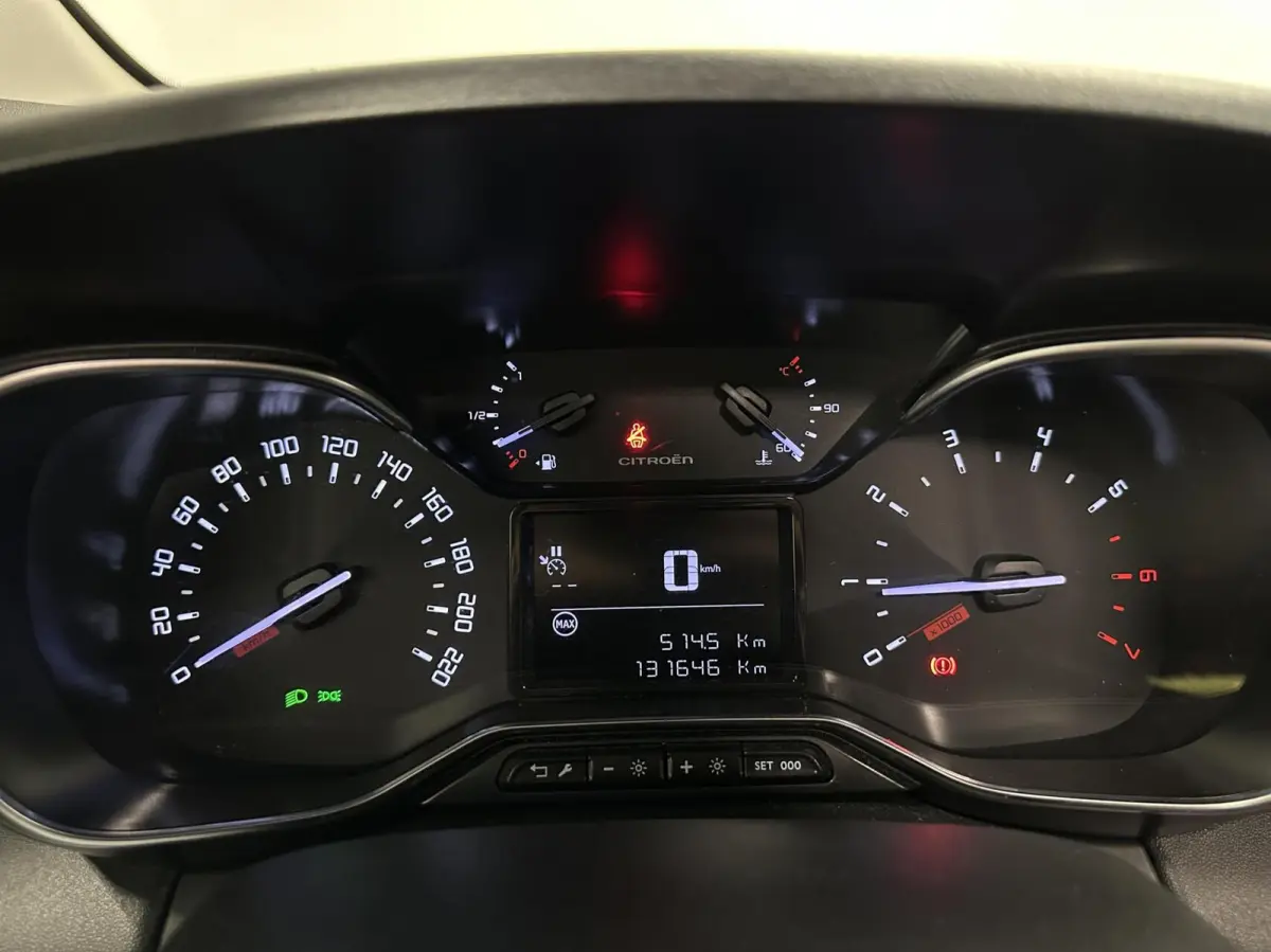 1.2 PureTech S&S Business PANO NAVI TREKHAAK CRUISE CARPLAY.
