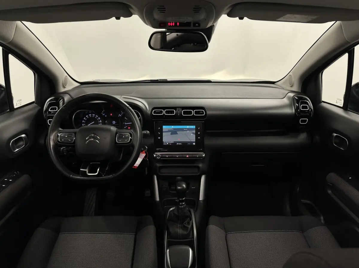 1.2 PureTech S&S Business PANO NAVI TREKHAAK CRUISE CARPLAY.