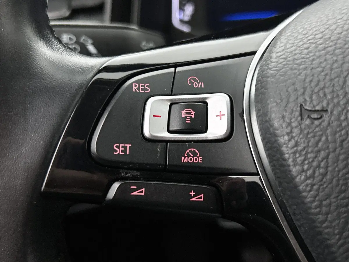 1.0 TSI Comfortline Business | Apple Carplay / Android Auto | Climate Control | Cruise Control | Parkeersensoren |