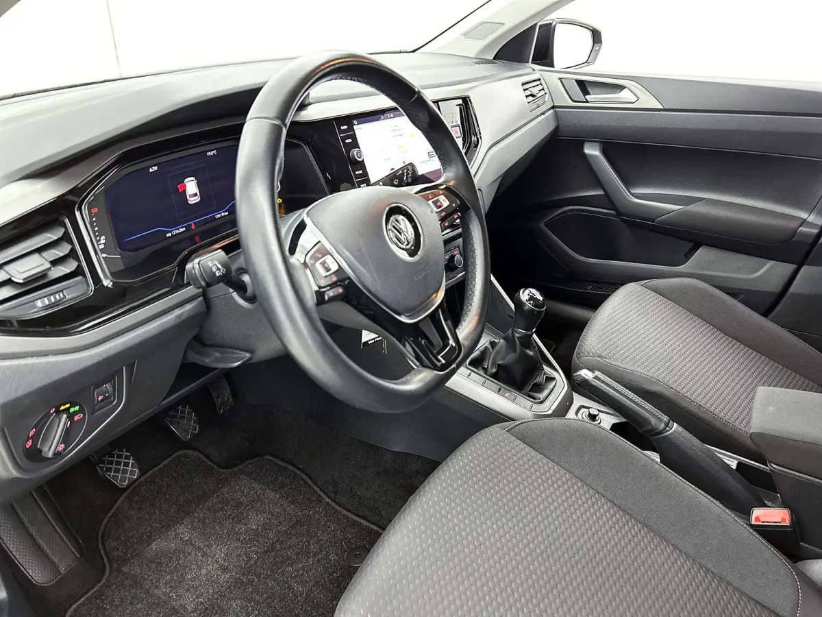 1.0 TSI Comfortline Business | Apple Carplay / Android Auto | Climate Control | Cruise Control | Parkeersensoren |
