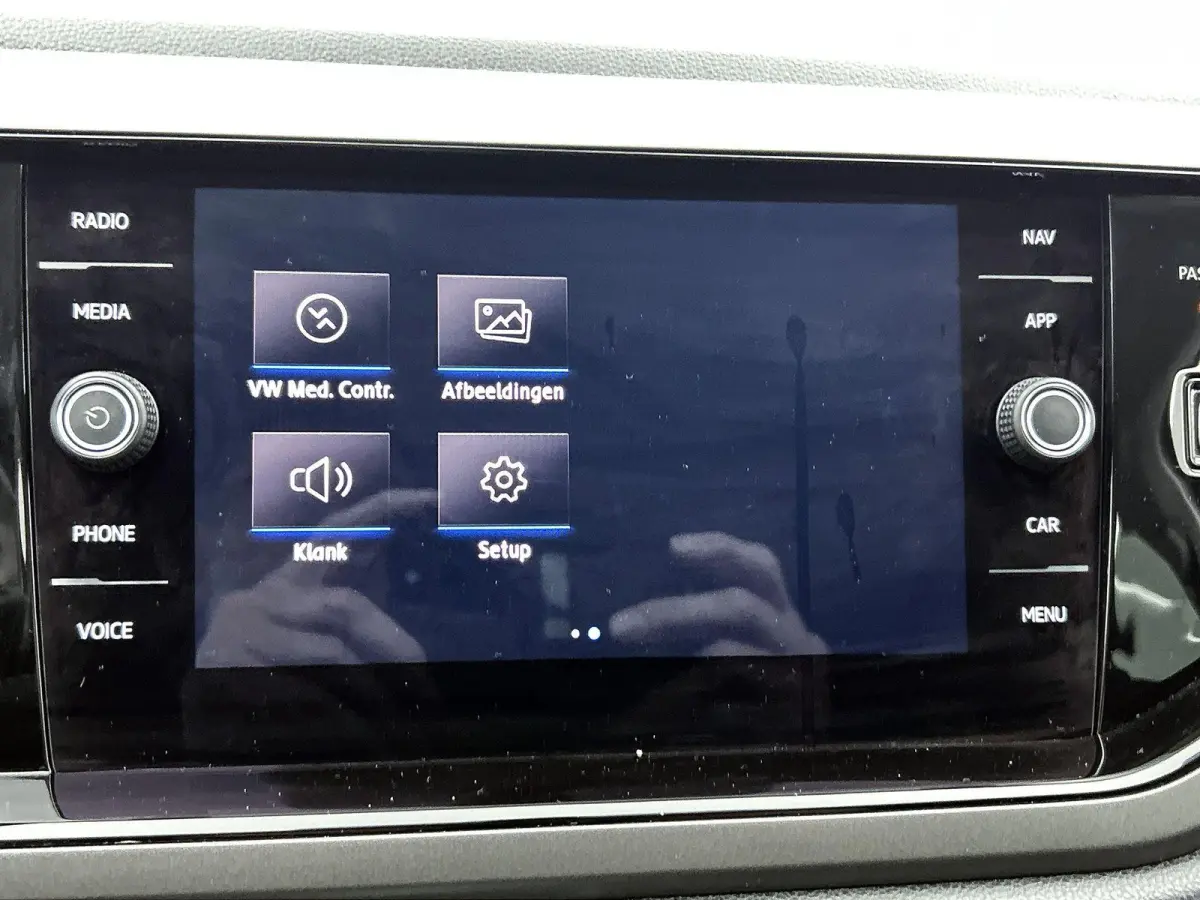 1.0 TSI Comfortline Business | Apple Carplay / Android Auto | Climate Control | Cruise Control | Parkeersensoren |