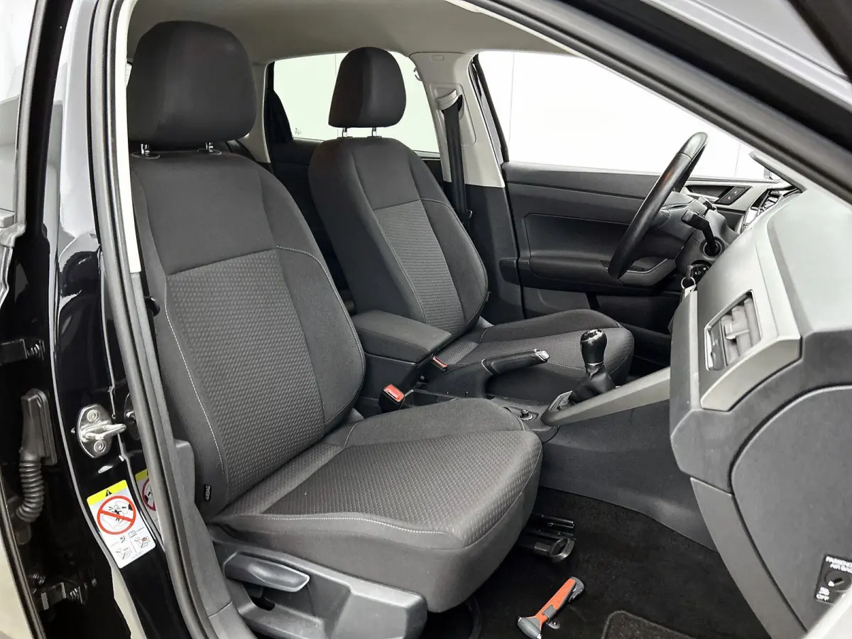 1.0 TSI Comfortline Business | Apple Carplay / Android Auto | Climate Control | Cruise Control | Parkeersensoren |