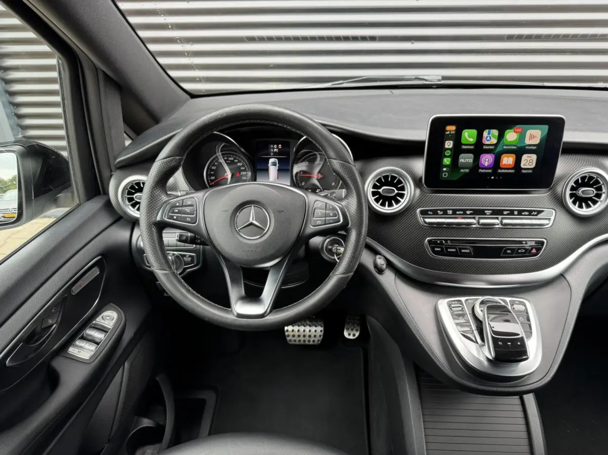 250d Lang AMG | Leer | CarPlay | Night | Trekhaak