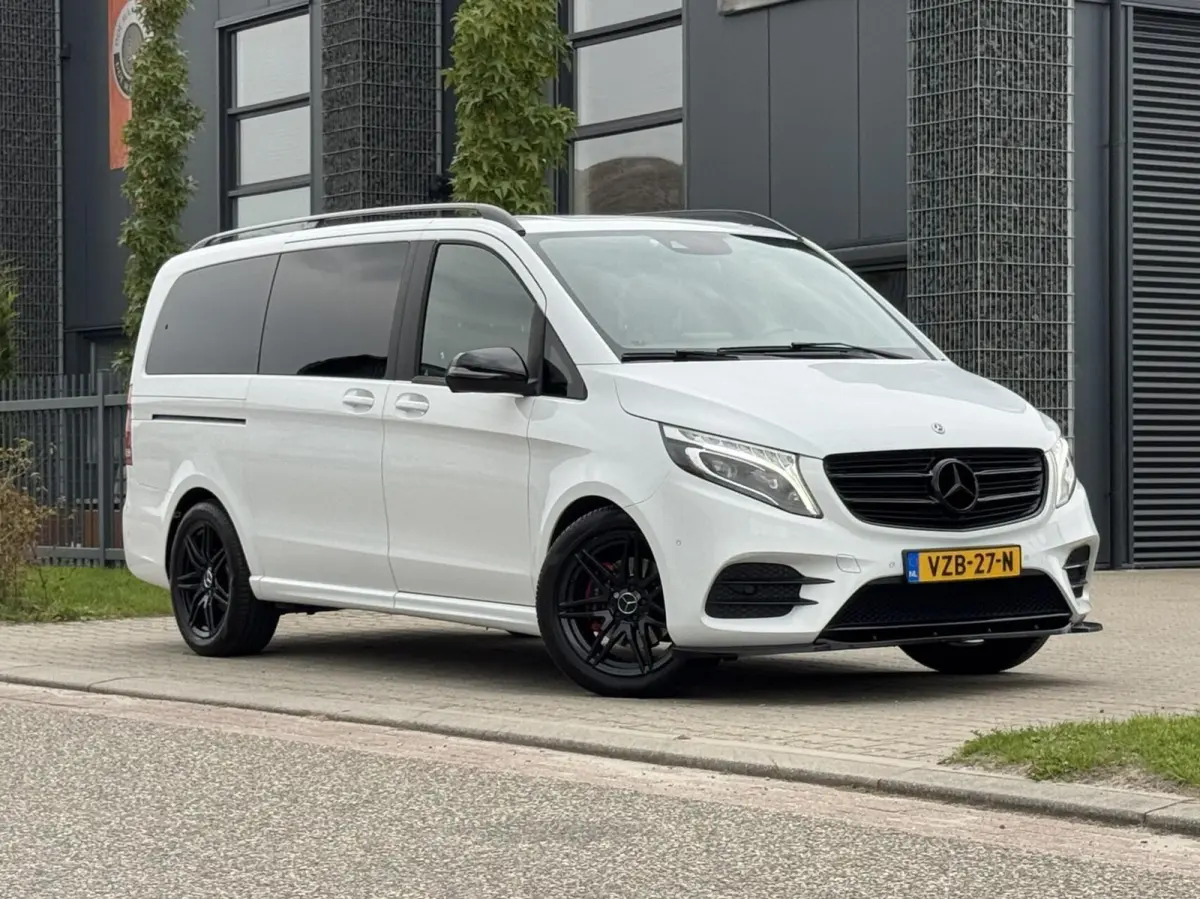 250d Lang AMG | Leer | CarPlay | Night | Trekhaak