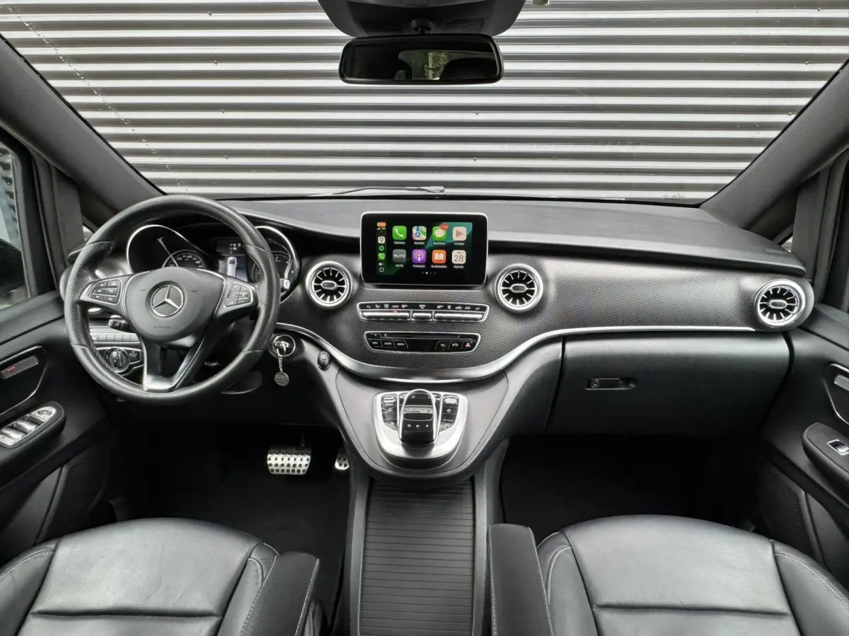 250d Lang AMG | Leer | CarPlay | Night | Trekhaak