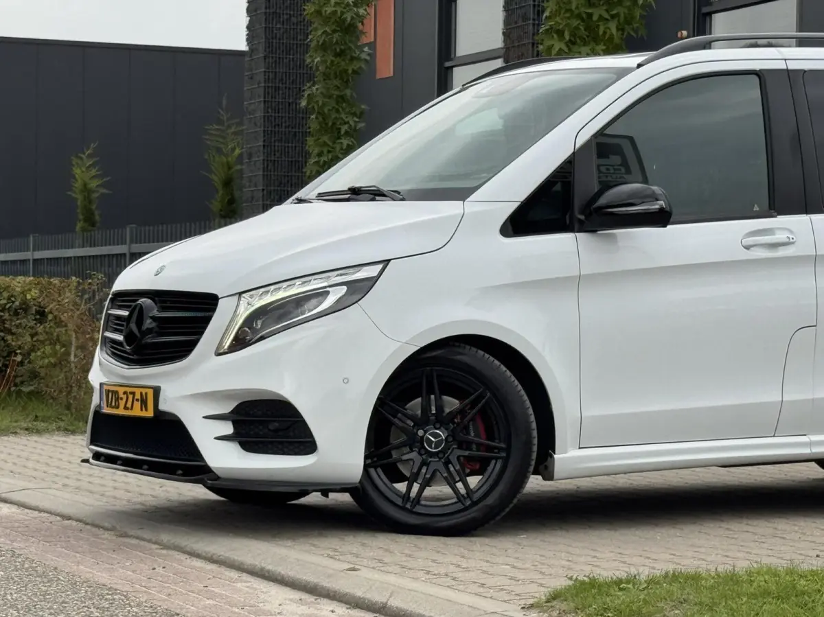 250d Lang AMG | Leer | CarPlay | Night | Trekhaak