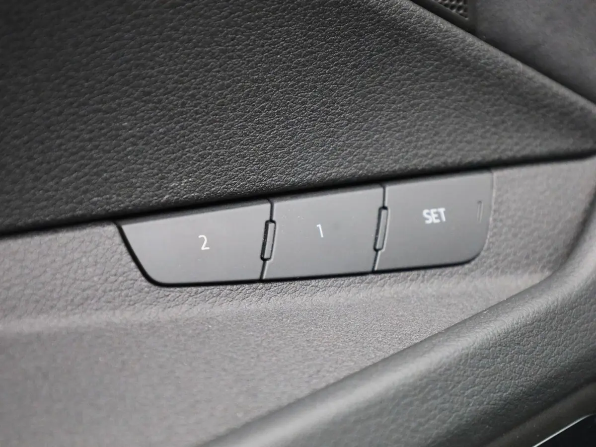 55 quattro S Edition 115 kWh