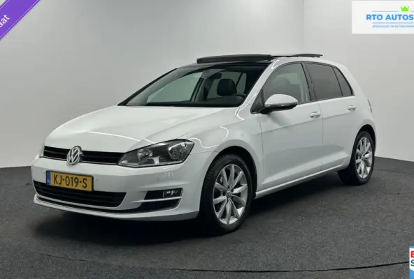 1.6 TDI Connected Series PANO NAVI CRUISE LM ECC CARPLAY.