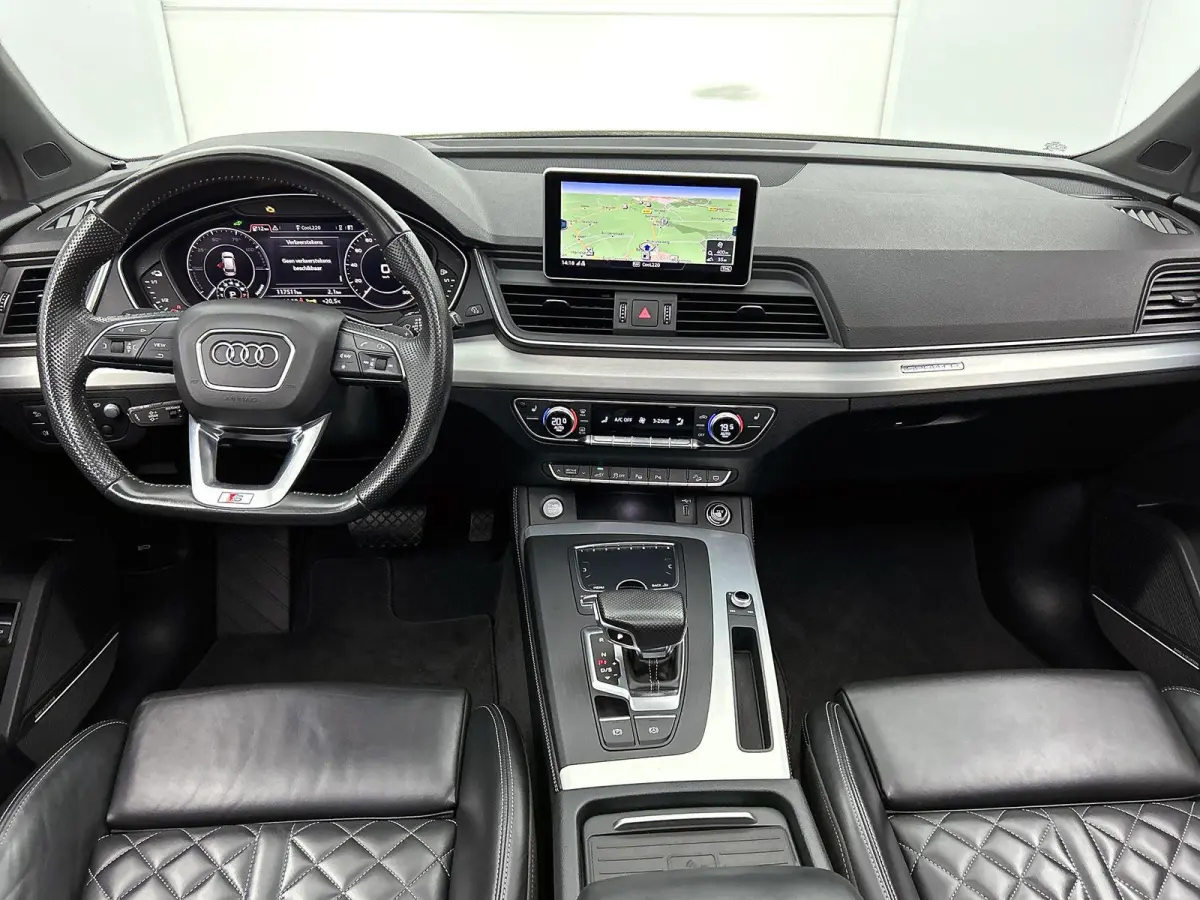 55 TFSI e quattro Competition | S-Line | Panoramadak | Trekhaak | Stoelverwarming | Stoelmassage | Luchtvering |