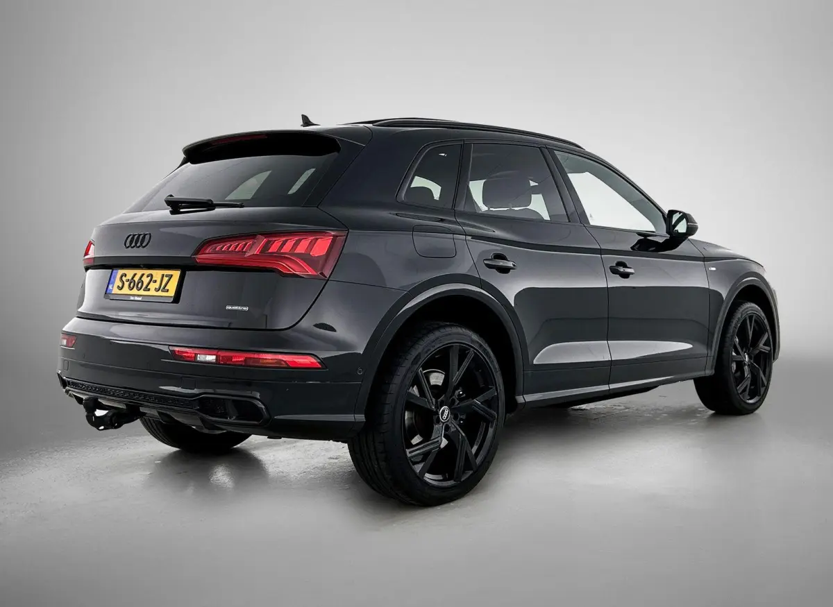 55 TFSI e quattro Competition | S-Line | Panoramadak | Trekhaak | Stoelverwarming | Stoelmassage | Luchtvering |