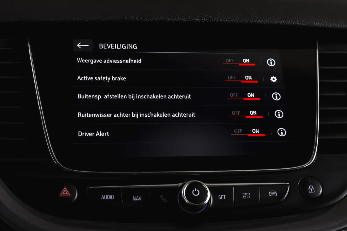 1.2 Turbo 130 PK Innovation - Automaat Org. NL. | Afn. Trekhaak | Cruise | PDC | Camera | NAV + App. Connect | ECC | LED | LM 18" |