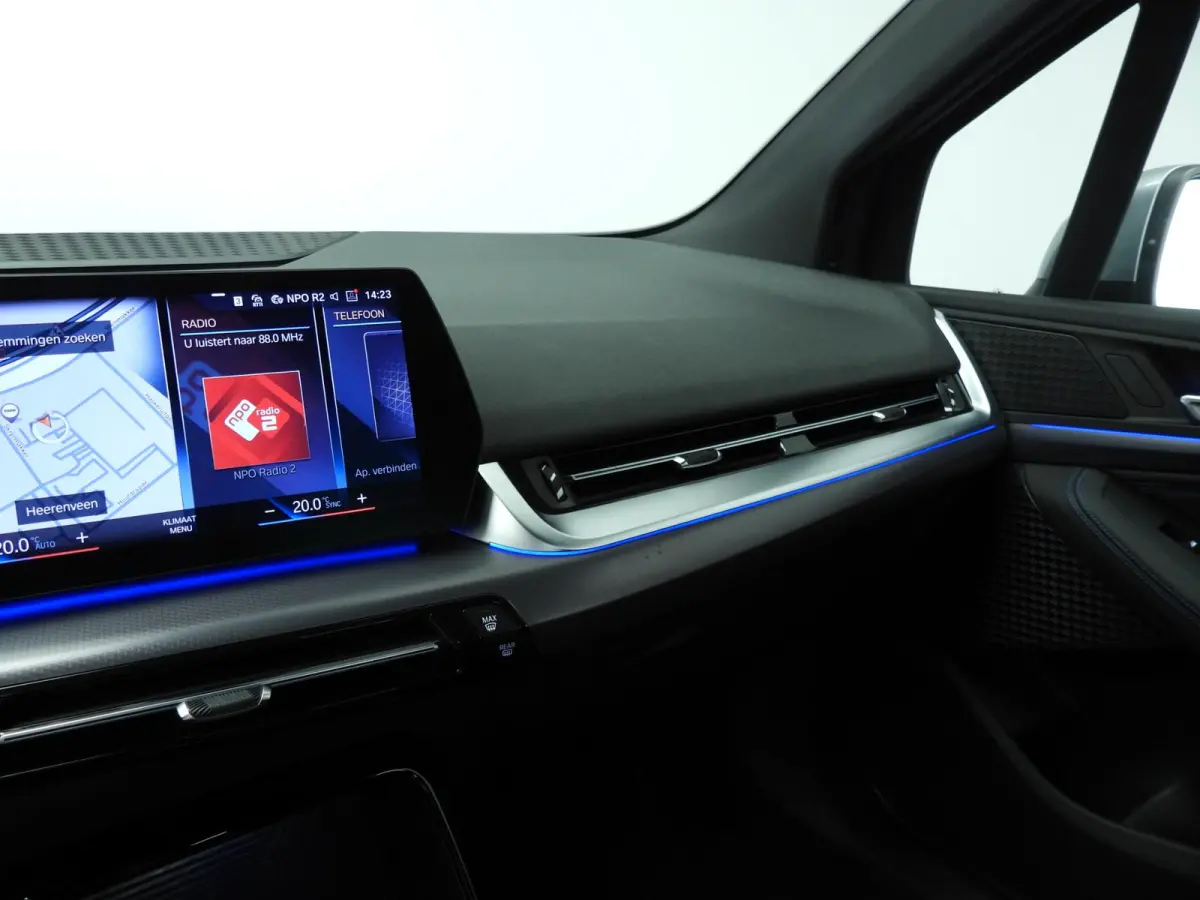 218i | M-Sportpakket | LED | Navigatie | Sportstoelen | Clima | PDC | DAB | Alu 17 inch