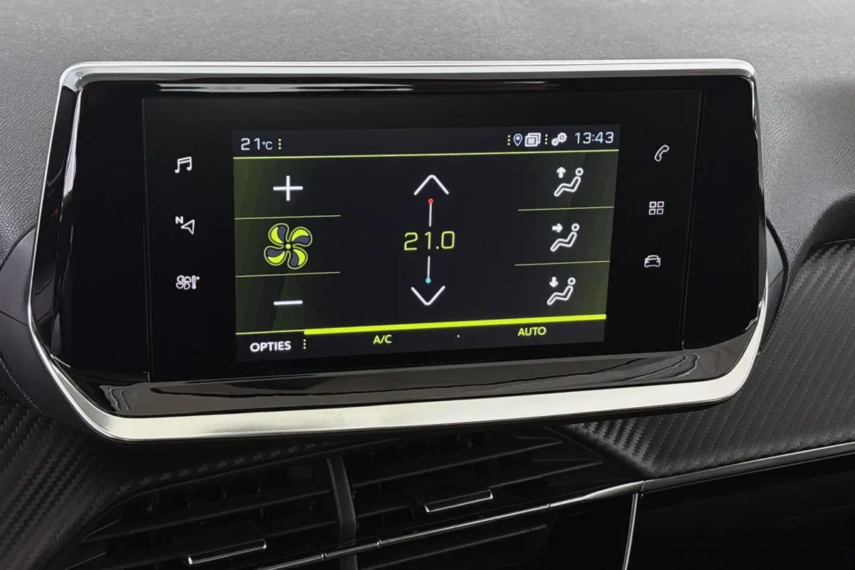 1.2 PureTech Allure Navigatie Camera Apple CarPlay 16"