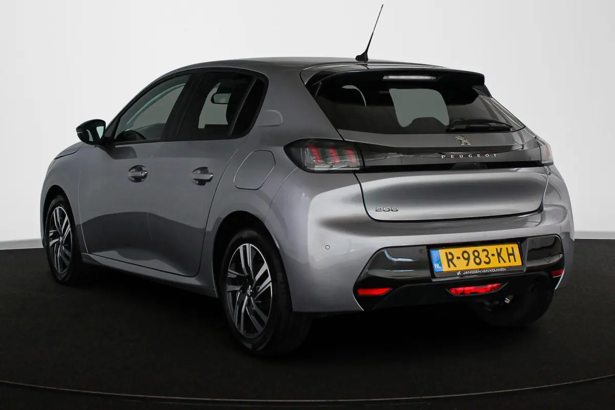 1.2 PureTech Allure Navigatie Camera Apple CarPlay 16"