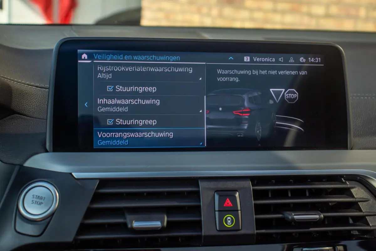 xDrive30e M-Sport, BTW, ACC, Leder, Pano,H&K