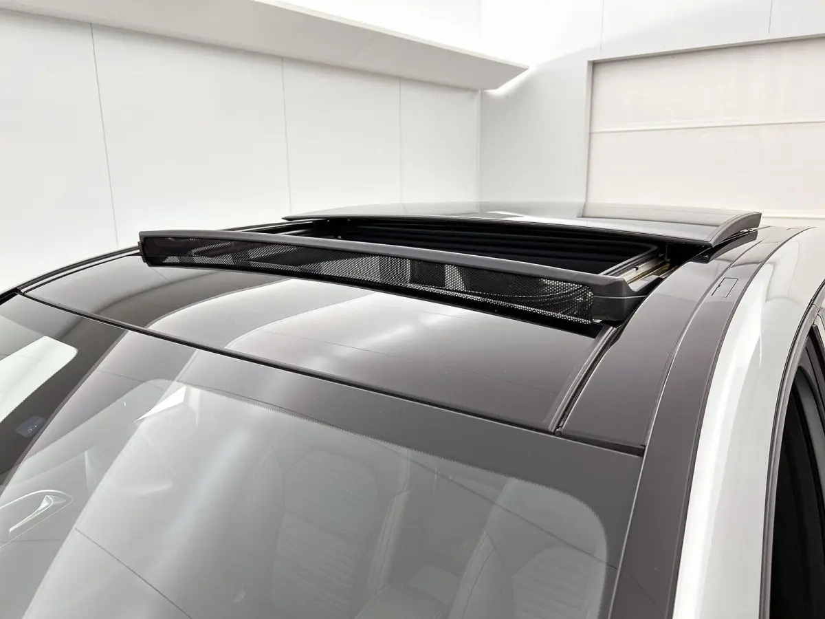 180 Business Solution AMG | Panoramadak | Achteruitrijcamera | Parkeersensoren | Stoelverwarming |