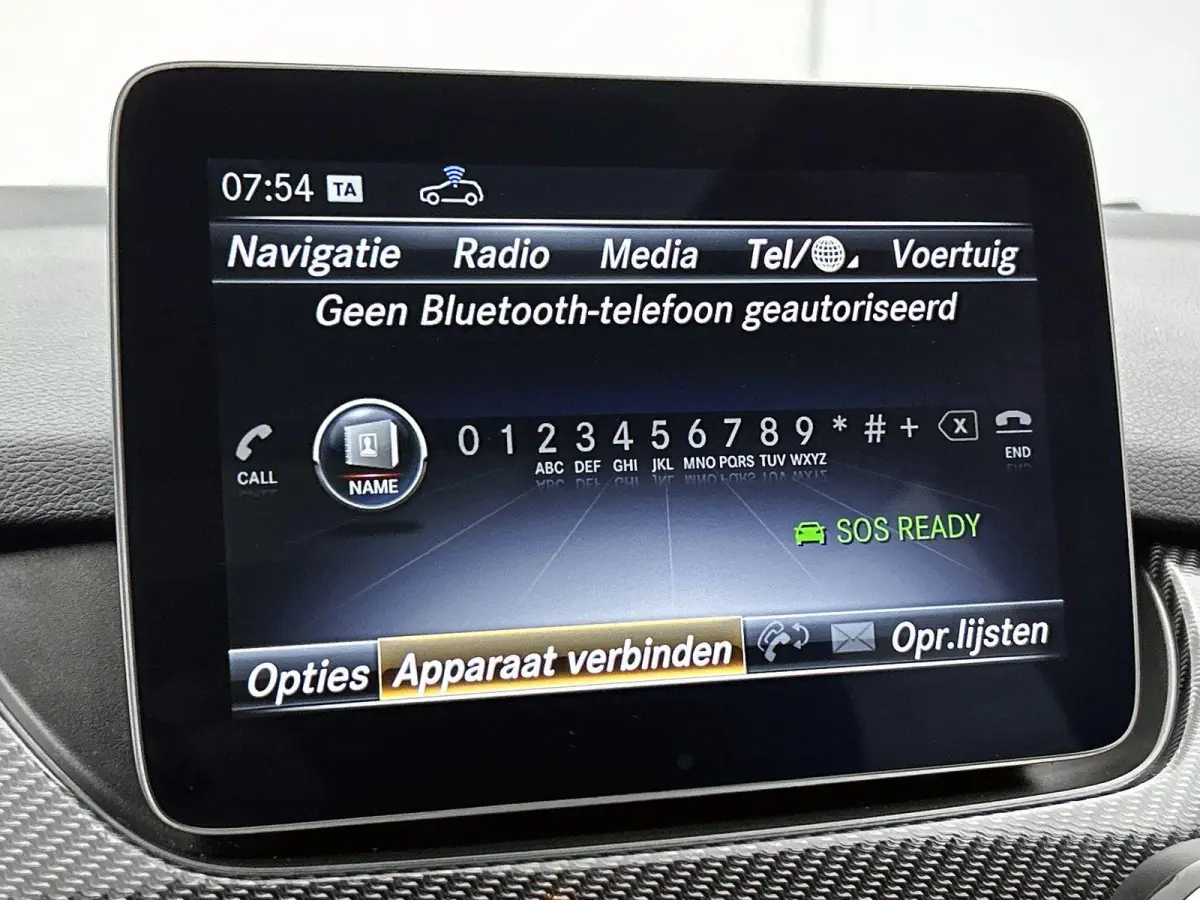 180 Business Solution AMG | Panoramadak | Achteruitrijcamera | Parkeersensoren | Stoelverwarming |
