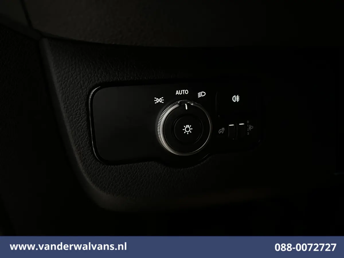 211 CDI 115pk L2H2 Euro6 Airco | Camera | Trekhaak | Bijrijdersbank Bluetooth Telefoonvoorbereiding