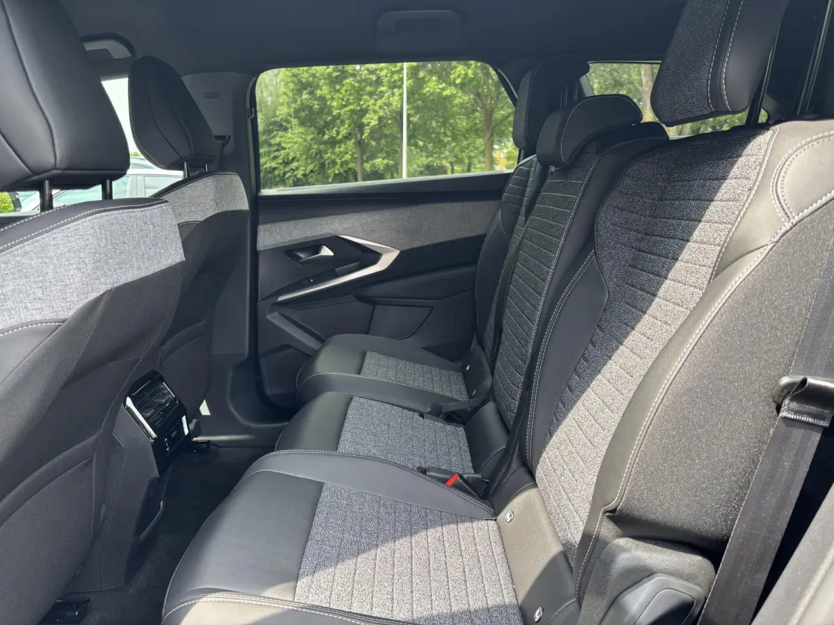 1.6 Plug-in Hybrid 195 Allure 7p 360 Camera Stoel-Stuurverwarming