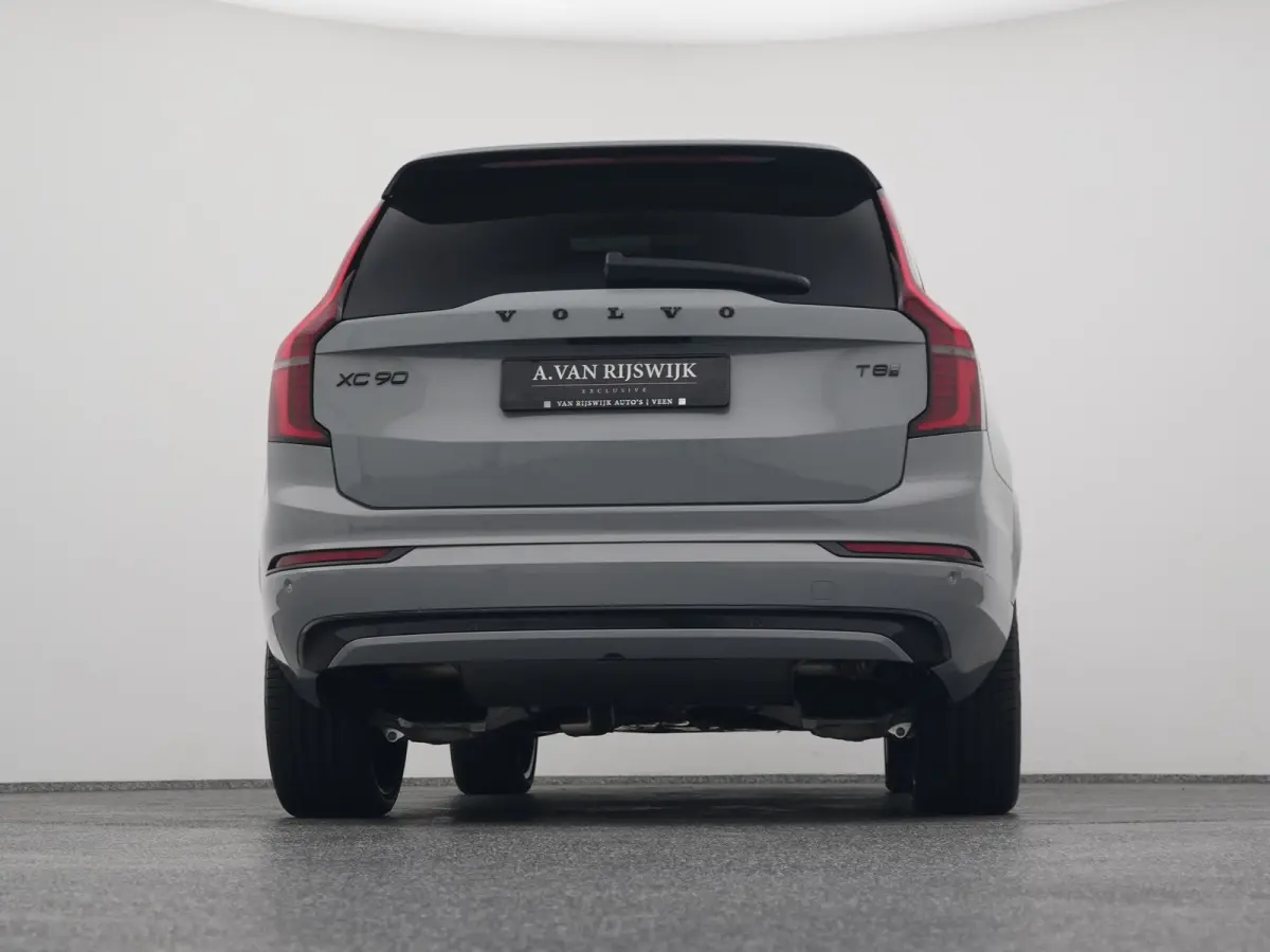 2.0 T8 Plug-in hybrid AWD Ultra Black Edition 7-Pers. |  PANO | 360° | B&W | HUD | ADAPTIVE | LUCHTVERING | STOEL- EN STUURVERW. | STOELMASSAGE | STOELVENT. | TREKHAAK