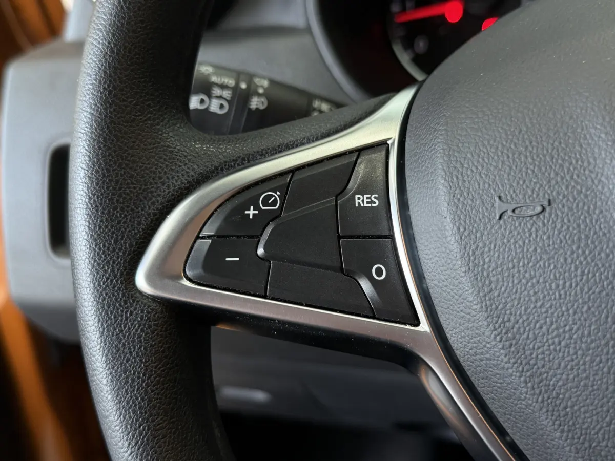 1.2 TCe Comfort Airco | Schuifdak | Cruise control | PDC | 17" | NAP | Volledig keurig netjes onderhouden!
