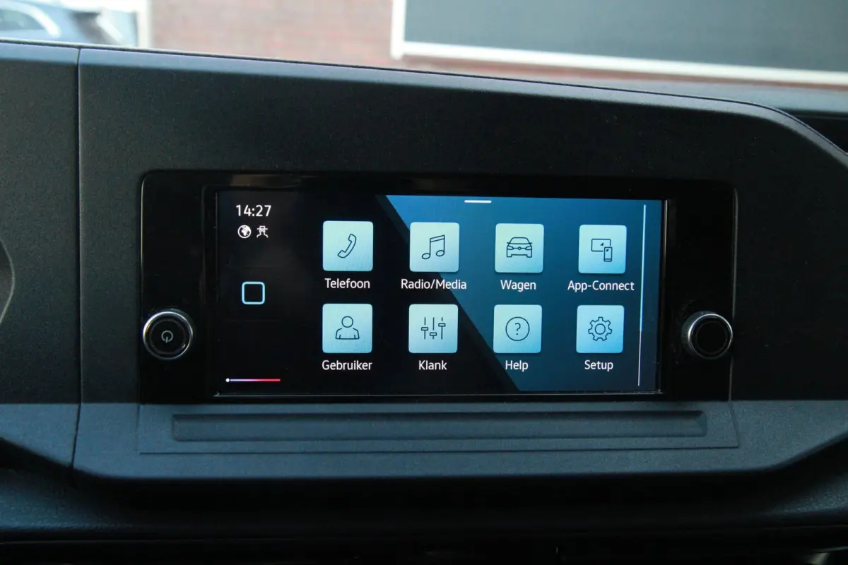 2.0 TDI Style / Multi stuur / APP connect / PDC / Cruise