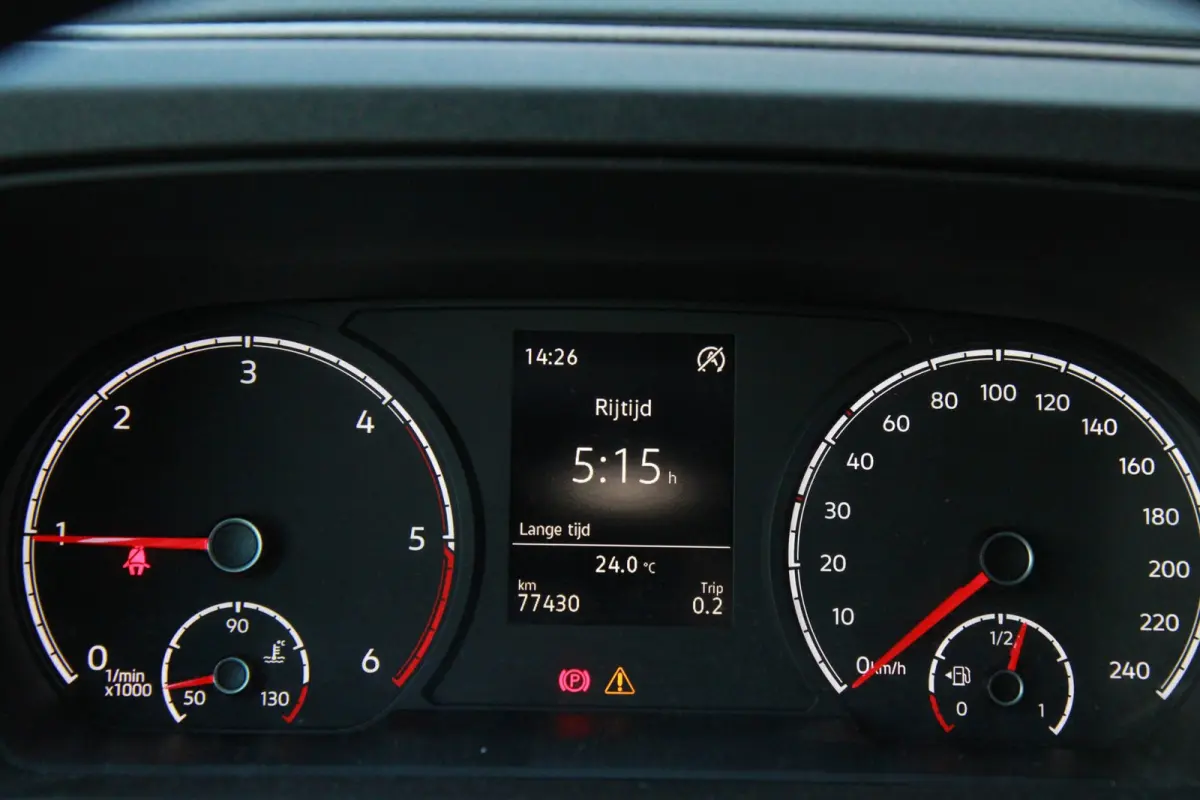 2.0 TDI Style / Multi stuur / APP connect / PDC / Cruise