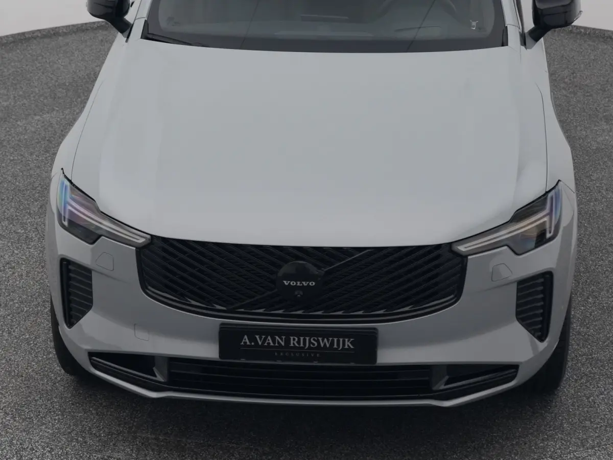 2.0 T8 Plug-in hybrid AWD Ultra Black Edition 7-Pers. |  PANO | 360° | B&W | HUD | ADAPTIVE | LUCHTVERING | STOEL- EN STUURVERW. | STOELMASSAGE | STOELVENT. | TREKHAAK