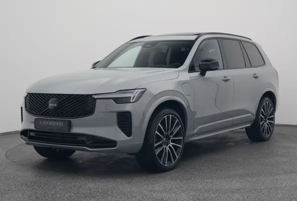 2.0 T8 Plug-in hybrid AWD Ultra Black Edition 7-Pers. |  PANO | 360° | B&W | HUD | ADAPTIVE | LUCHTVERING | STOEL- EN STUURVERW. | STOELMASSAGE | STOELVENT. | TREKHAAK