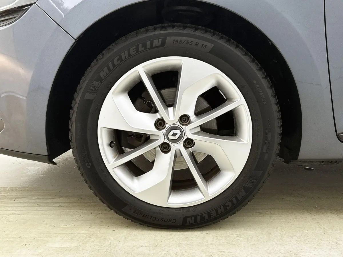 0.9 TCe Limited | Airco | Parkeersensoren |