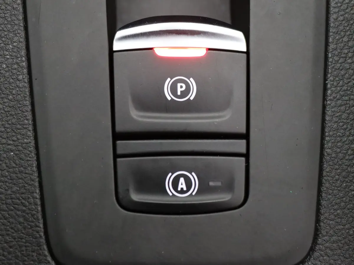 R135 Zen 52 kWh Apple Carplay/Android Auto | Climate
