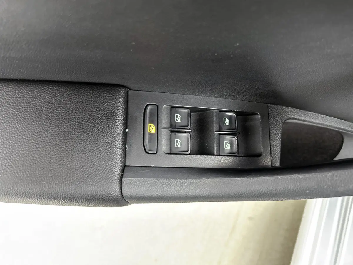 1.5 TSI Greentech Business Edition | Apple Carplay / Android Auto | Stoelverwarming | Parkeersensoren | Trekhaak |