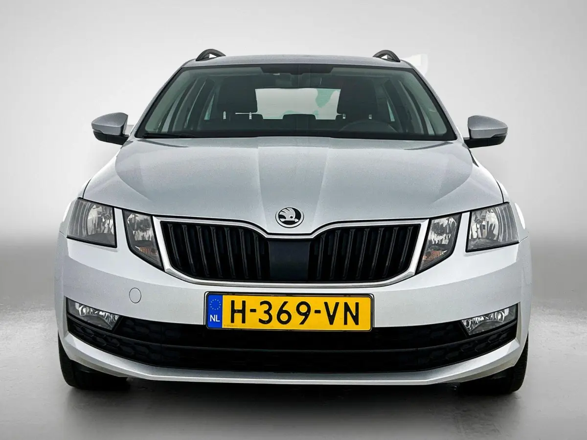 1.5 TSI Greentech Business Edition | Apple Carplay / Android Auto | Stoelverwarming | Parkeersensoren | Trekhaak |